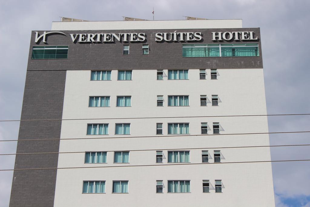 Vertentes Suites Hotel กงเซลเยรู ลาฟาแยตชี ภายนอก รูปภาพ